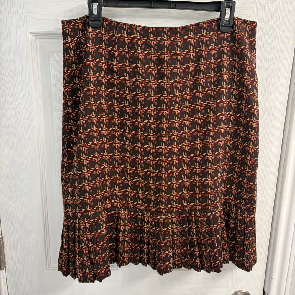Harold's Black and Red Y2K Geometric A-Line 100% Silk Skirt